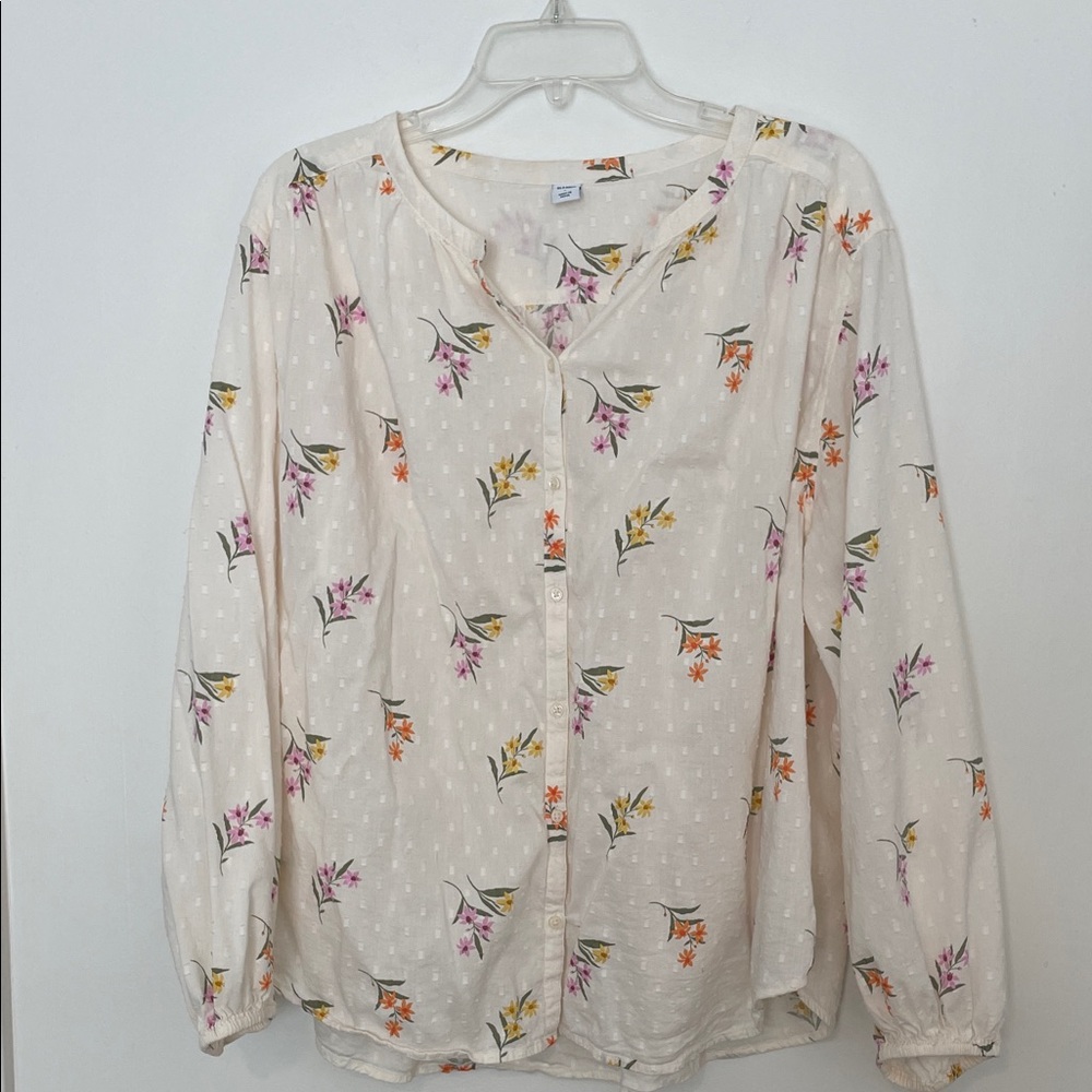 Old Navy Floral Button-Up Blouse - Cream size Large